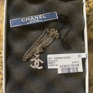 Chanel Crystal Cc Necklace in Clear/Silver
